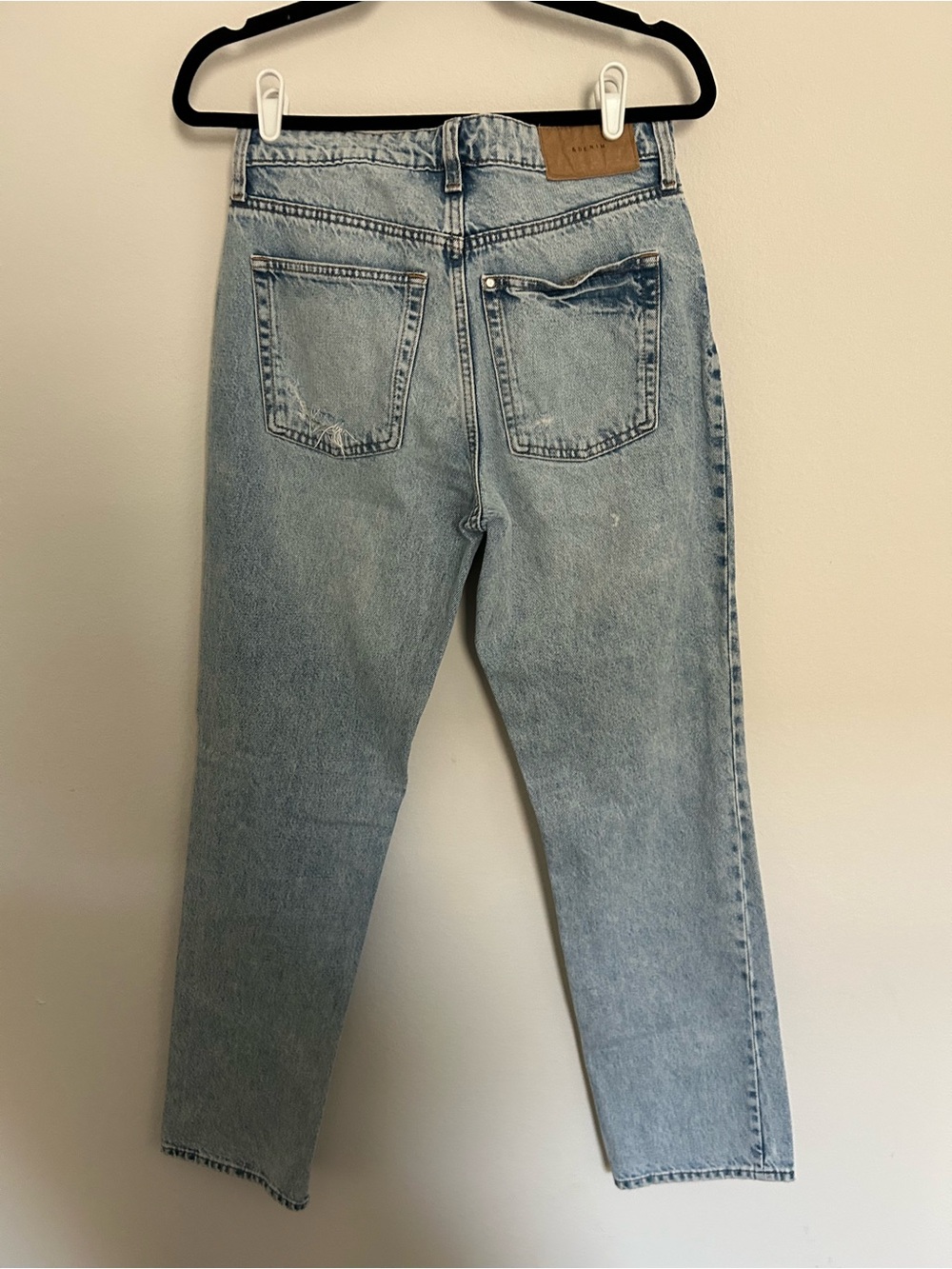 Light Wash Distressed High-Rise Boyfriend Jeans - Picture 2 of 4